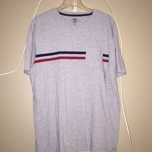 Tommy Hilfiger T-shirt ALWAYS OPEN TO OFFERS)